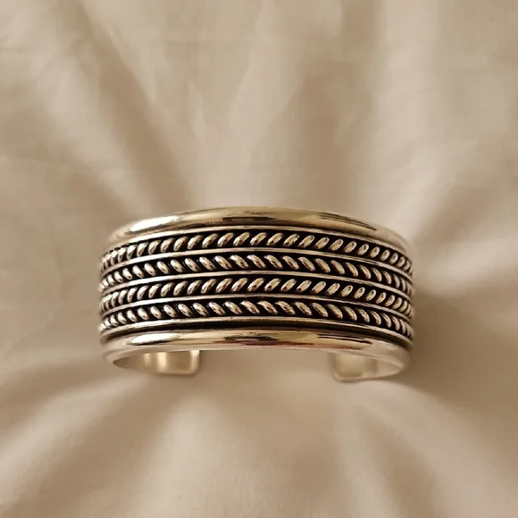 Chic Silver Rope Design Cuff Bracelet Vintage. - Picture 2 of 6